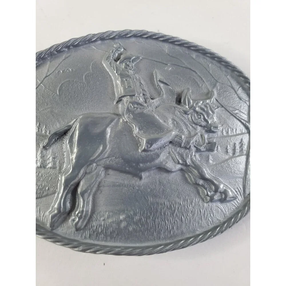 Belt Buckle Men's Cowboy‎ Riding Bull Bucking Pewter Roped-Edge Pewter Vintage